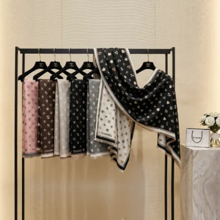 Écharpe Élégance Parisienne